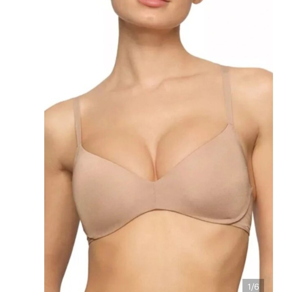 Skims Wireless Padded Bra Womens 34D Beige Seamless‎ Adjustable Straps